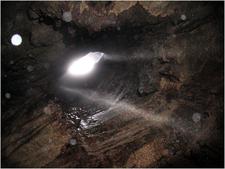 jarvist frost - canon a520 vivitar 283 -gaping gill main chamber - looking up