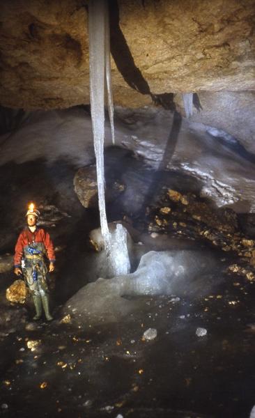 ben ogbourne in m19 1998 by mark evans