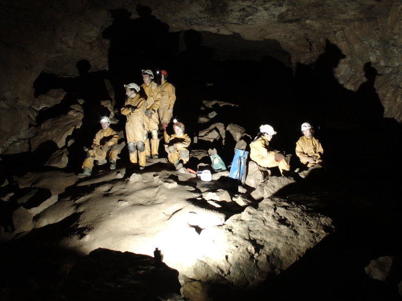 jarvist frost - powershot g5 - Eglwys Faen - group shot in entrance chamber flash