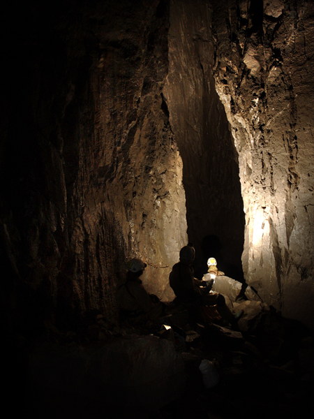 jarvist frost - canon g5 - king pot - king henry hall - nikolas on bloodaxe - long view