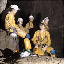 jarvist frost - canon g5 - king pot - king pot group shot - kakemono