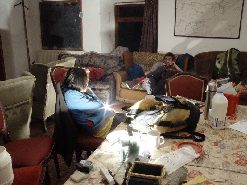 Jarvist Frost - Powershot G5 - 2010-10-30-01.43.28 - CRW_0609 - flash testing at npc