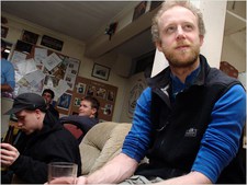 2012-01-21-23.11.08-JarvistFrost-CanonG5-CRW_0393-Shepton Mallet Hut