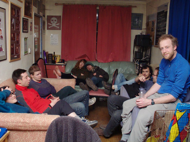 2012-01-22-00.33.50-JarvistFrost-CanonG5-CRW_0398-Shepton Mallet Hut