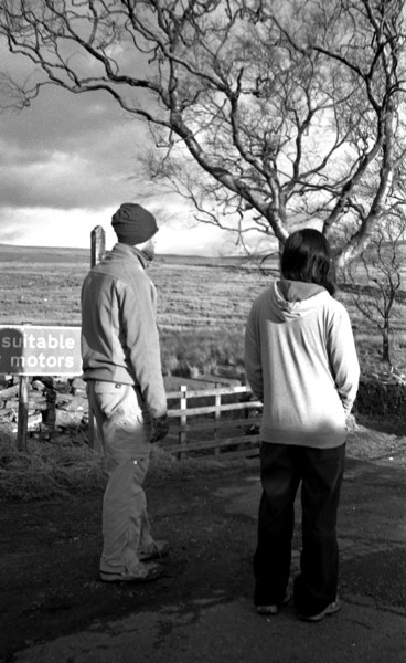 2012-02-19-JarvistFrost-OlympusXA-RolleiRetro100-Rodinal1p50-BullpotFarm06