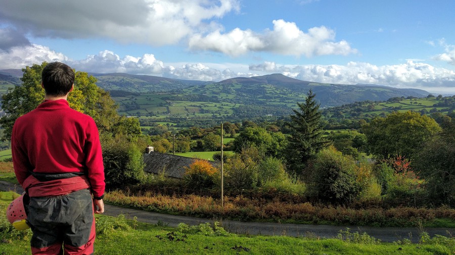 2016-10-15_10h38m-JarvistMooreFrost-CanonS95-AgenAllwedd-Aggy-IMG-20161015-WA0000